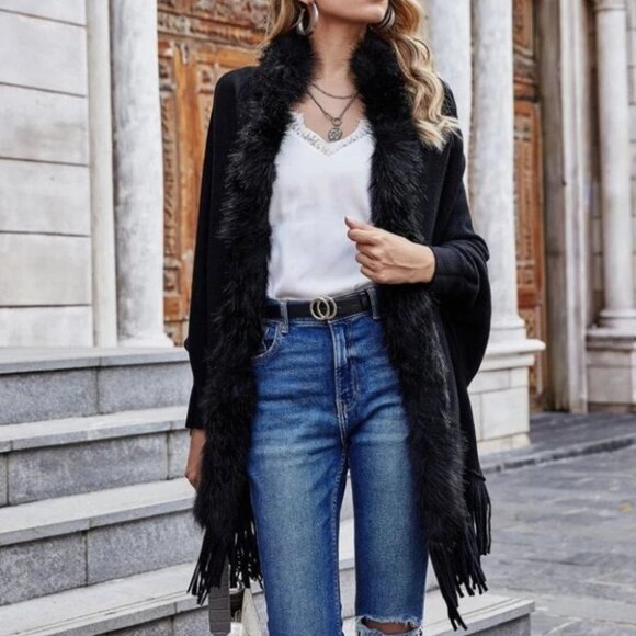 Black Faux fur & fringe Detail Batwing Sleeved Open front Knit Sweater Cardigan - Picture 1 of 8